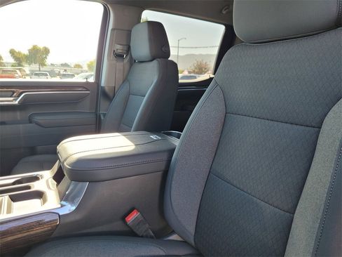 New 2026 GMC Sierra 1500 Elevation image 12