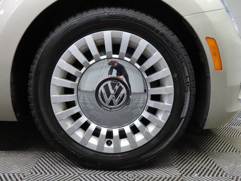 Used 2016 Volkswagen Beetle 1.8T SE image 8