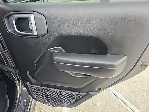 Certified 2024 Jeep Gladiator Mojave image 25