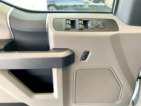 Used 2022 Ford F250 XLT image 13