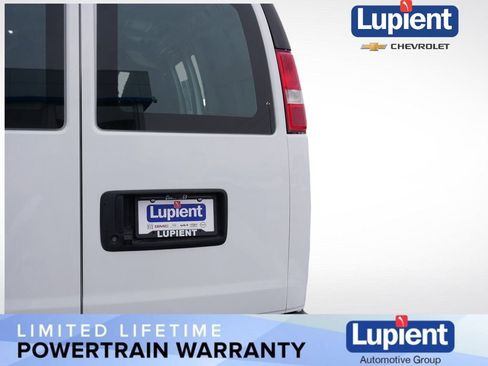 Used 2024 Chevrolet Express 2500 w/ Driver Convenience Package image 7