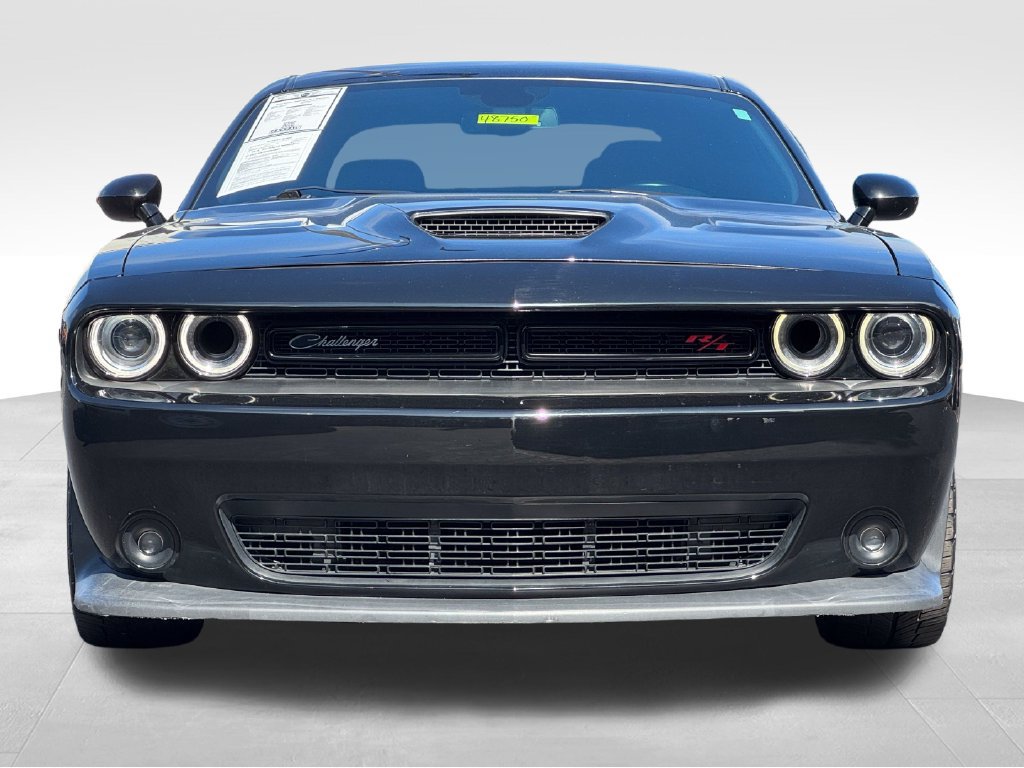 Used 2022 Dodge Challenger R/T Scat Pack RWD image 2