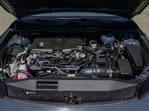 Used 2025 Toyota Camry LE FWD image 32