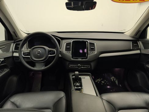 Used 2023 Volvo XC90 B5 Core w/ Protection Package Premier AWD/4WD image 16