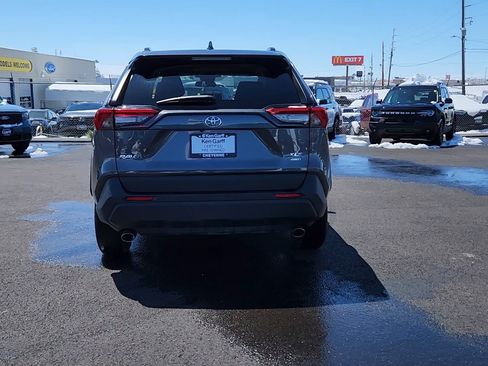 Used 2025 Toyota RAV4 XLE AWD/4WD image 3