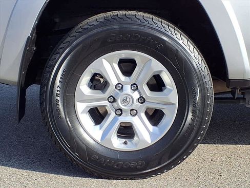 Certified 2023 Toyota 4Runner SR5 Premium image 8