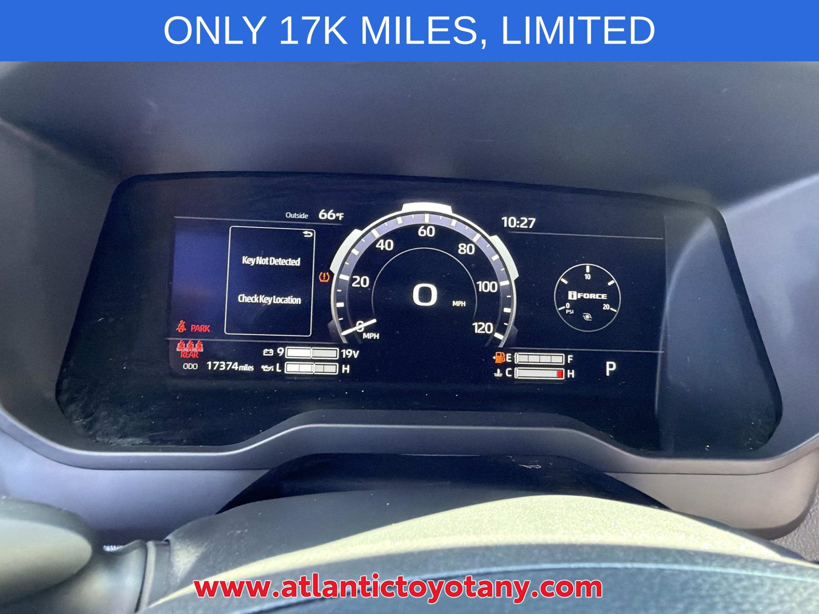 Used 2024 Toyota Tundra Limited w/ TRD Off-Road Package AWD/4WD image 21