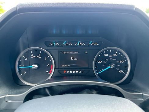 Used 2022 Ford F250 XL w/ Power Equipment Group RWD image 12