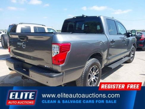 Used 2024 Nissan Titan SV w/ SV Convenience Package image 7