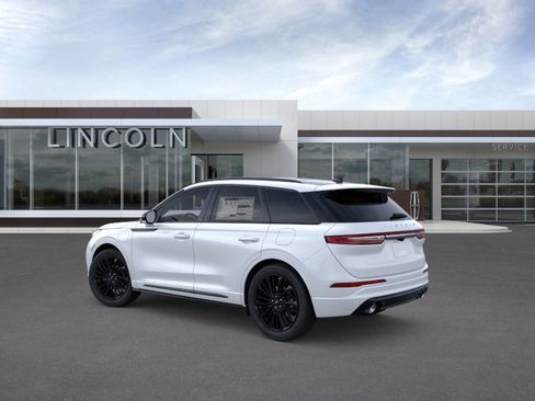 New 2026 Lincoln Corsair Grand Touring image 4