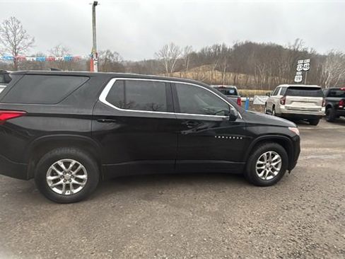 Used 2020 Chevrolet Traverse LS image 10