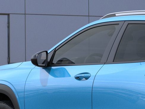 New 2026 Chevrolet Trax ACTIV w/ Sunroof Package FWD image 26