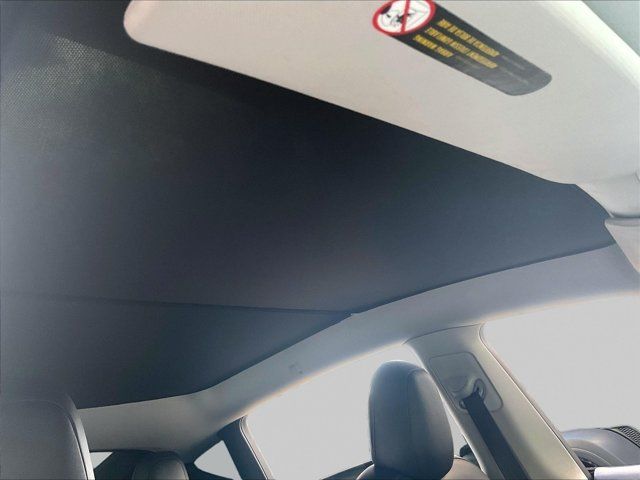 Used 2023 Tesla Model Y Performance AWD/4WD image 15