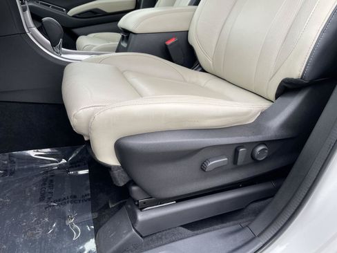 Used 2019 Subaru Ascent Limited AWD/4WD image 4