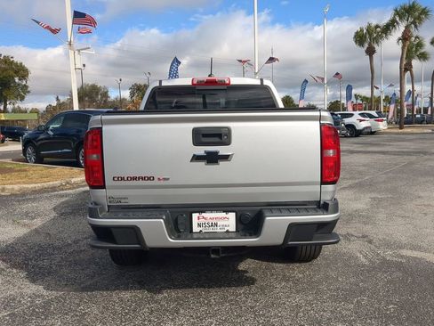 Used 2019 Chevrolet Colorado LT w/ Redline Special Edition image 4