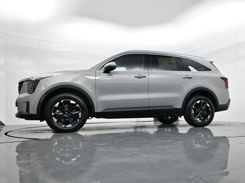 Certified 2026 Kia Sorento S AWD/4WD image 37