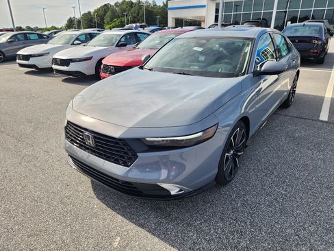 New 2026 Honda Accord Touring image 2