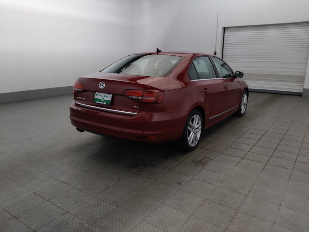 Used 2017 Volkswagen Jetta SEL FWD image 9