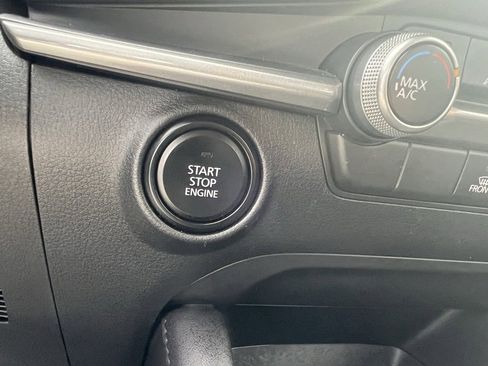 Used 2024 MAZDA MAZDA3 s image 31