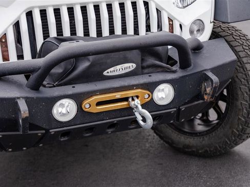 Used 2018 Jeep Wrangler Unlimited Sport S AWD/4WD image 6
