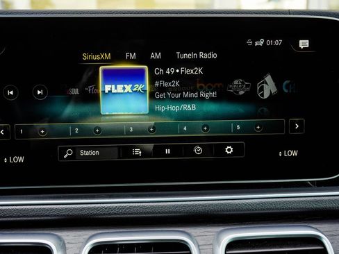 Used 2023 Mercedes-Benz GLS 580 4MATIC image 24