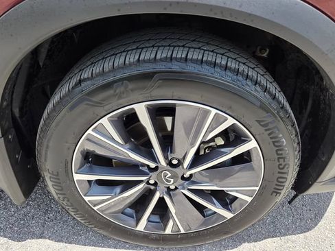Used 2026 INFINITI QX60 Luxe w/ Cargo Package FWD image 9