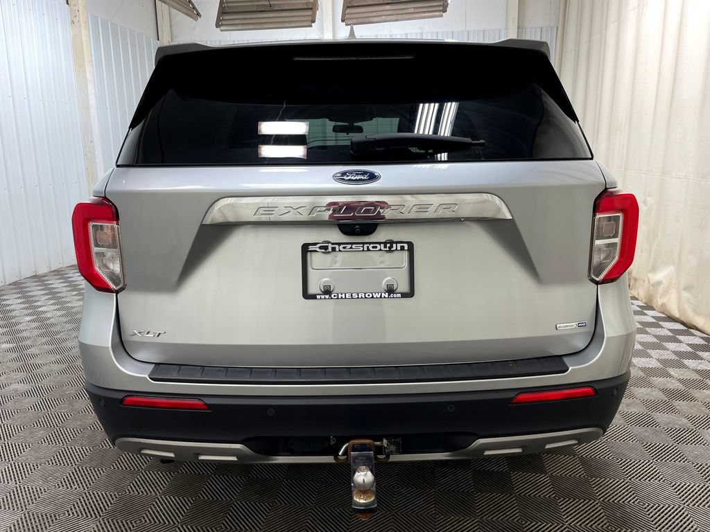 Used 2020 Ford Explorer XLT w/ Equipment Group 202A AWD/4WD image 20