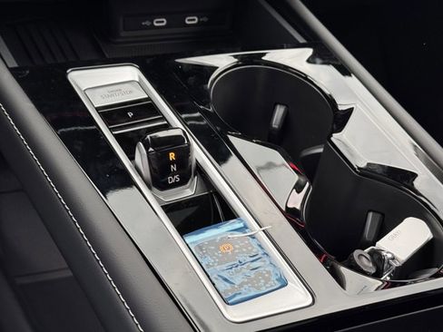 New 2026 Volkswagen Atlas SEL Premium R-Line image 40