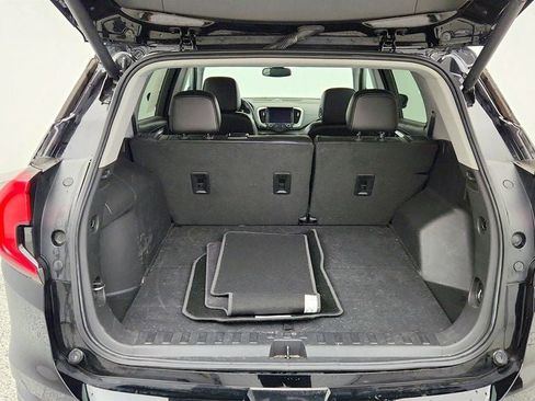 Used 2023 GMC Terrain SLT w/ Elevation Edition FWD image 22