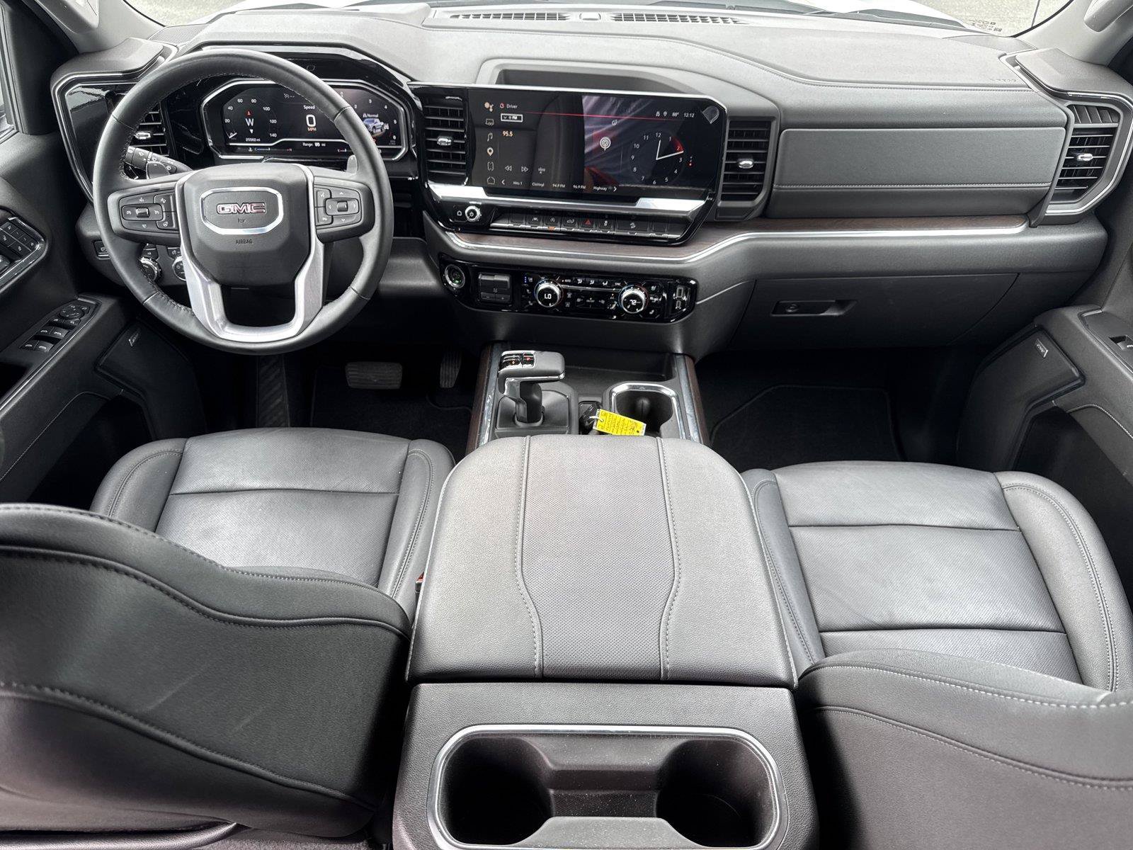 Used 2024 GMC Sierra 1500 SLT w/ SLT Premium Package AWD/4WD image 13
