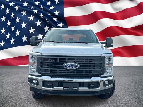 New 2026 Ford F250 XL w/ XL Off-Road Package AWD/4WD image 3