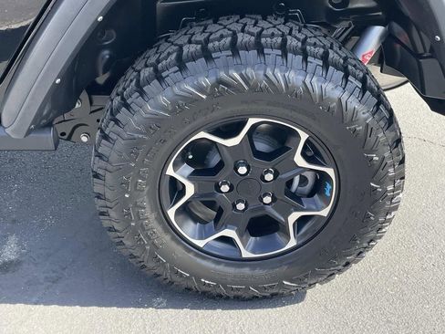 Used 2022 Jeep Wrangler Unlimited Rubicon 4xe w/ Safety Group AWD/4WD image 30