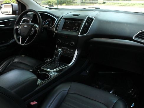 Used 2015 Ford Edge SEL w/ Equipment Group 201A AWD/4WD image 22