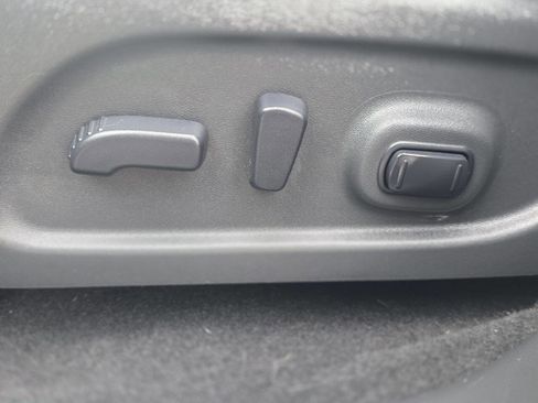 Used 2015 Nissan Pathfinder SL w/ Trailer Tow Package image 19