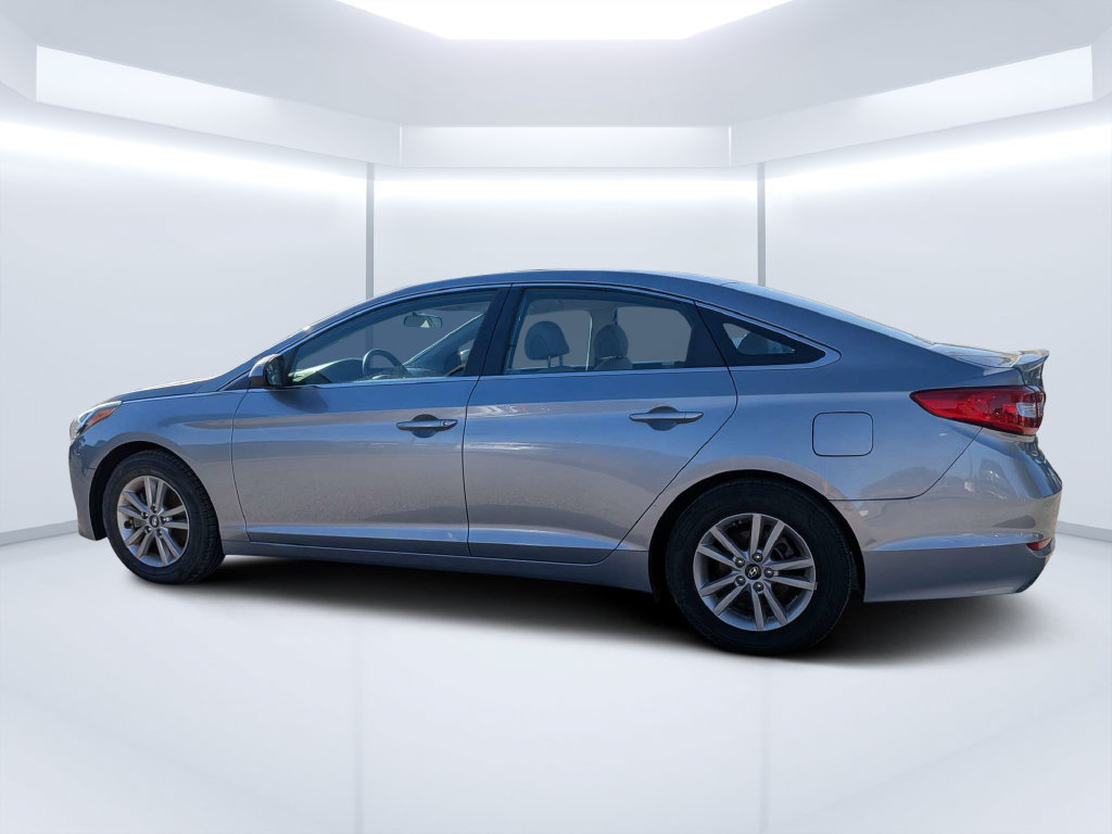 Used 2015 Hyundai Sonata SE FWD image 3