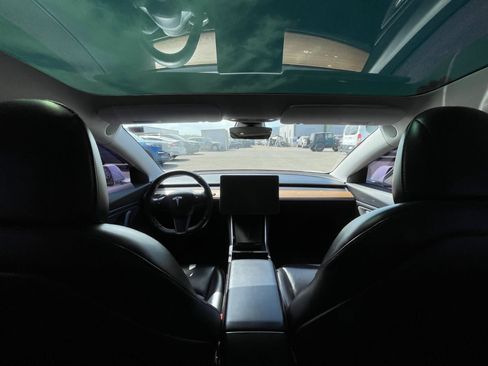 Used 2019 Tesla Model 3 Standard Range Plus RWD image 15
