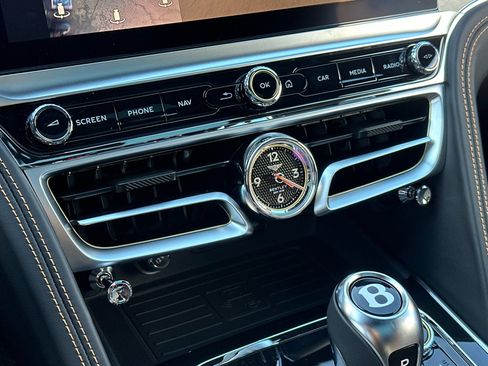 New 2026 Bentley Flying Spur Plug-In Hybrid AWD/4WD image 23