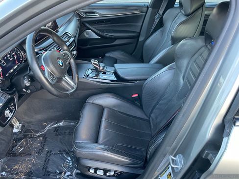 Used 2019 BMW M5 w/ Executive Package image 9