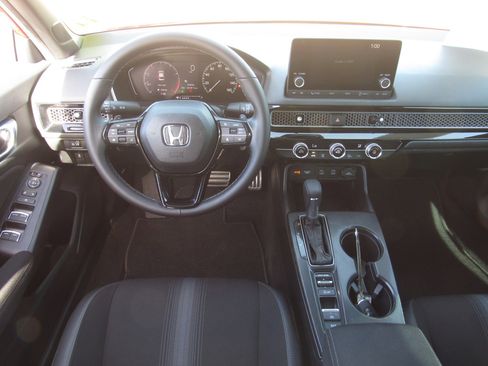 Certified 2025 Honda Civic Sport image 15