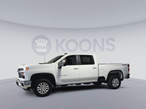 New 2026 Chevrolet Silverado 2500 LT w/ Snow Plow Prep/Camper Package AWD/4WD image 7
