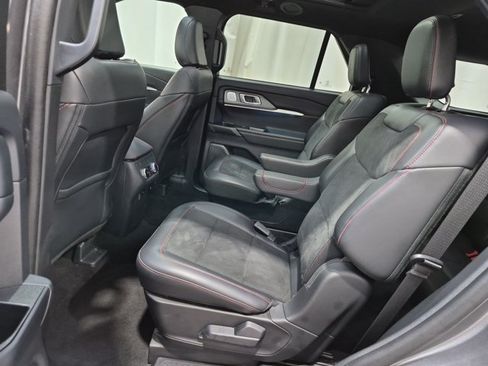 Used 2025 Ford Explorer ST w/ Sun And Sound Package AWD/4WD image 13