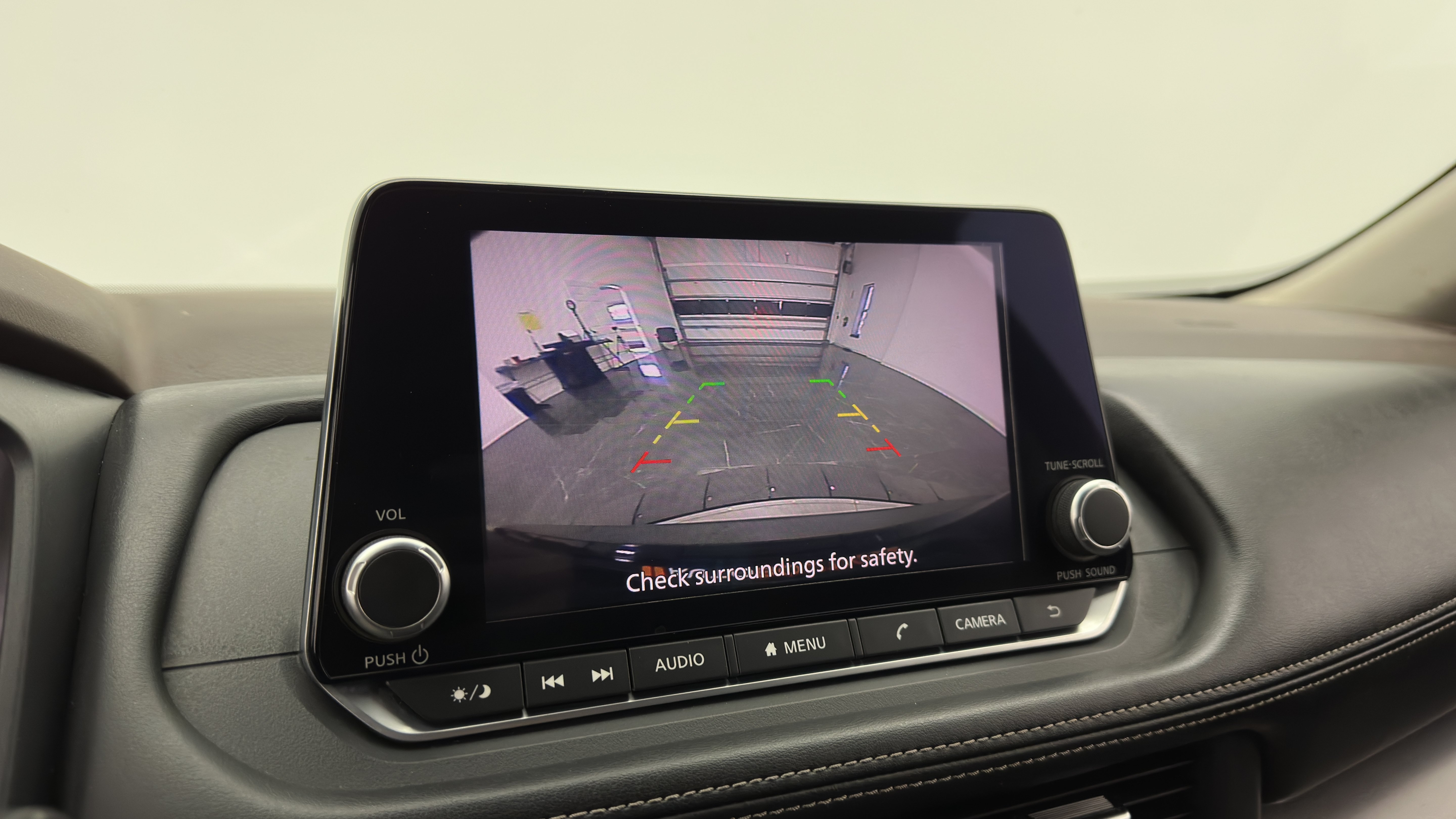 Used 2023 Nissan Rogue SV FWD image 19