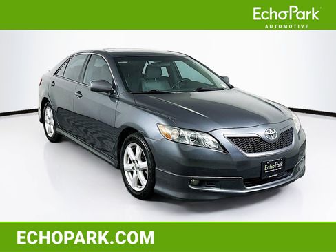 Used 2009 Toyota Camry SE image 1