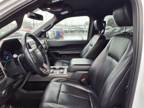 Used 2019 Ford Expedition Max XLT w/ Equipment Group 201A image 16