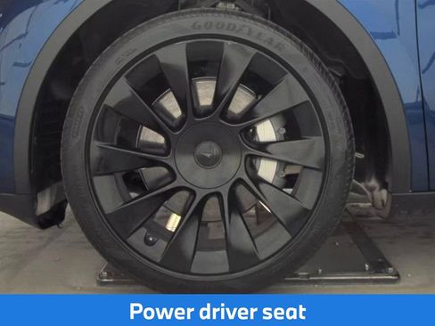 Used 2023 Tesla Model Y Long Range AWD/4WD image 13