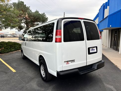 Used 2016 Chevrolet Express 3500 LT w/ LT Preferred Equipment Group image 5