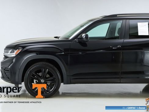Used 2023 Volkswagen Atlas SEL R-Line AWD/4WD image 43