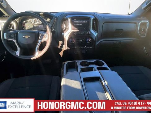 Used 2022 Chevrolet Silverado 1500 LT image 8
