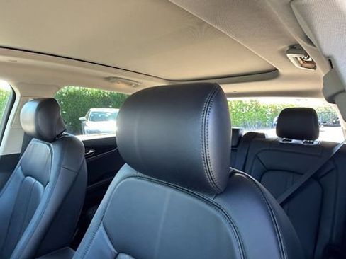Used 2023 Lincoln Nautilus Reserve w/ Equipment Group 201A AWD/4WD image 22