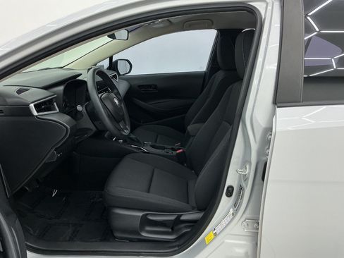Used 2023 Toyota Corolla LE FWD image 14